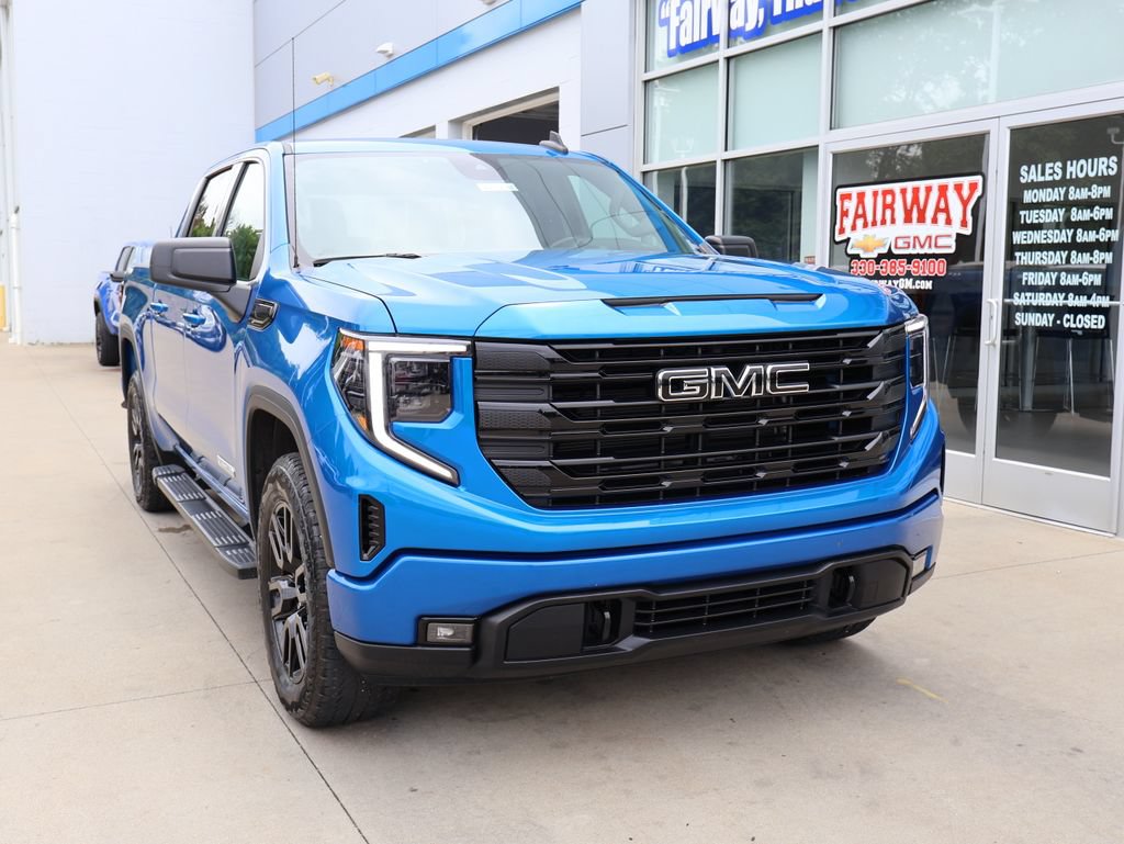 Certified 2022 GMC Sierra 1500 Elevation w/ LPO, Elevation Black Package AWD/4WD image 2