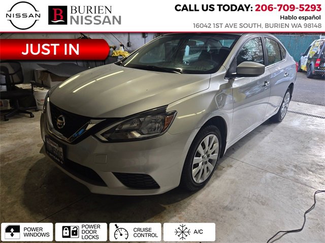 Used 2016 Nissan Sentra SV image 1