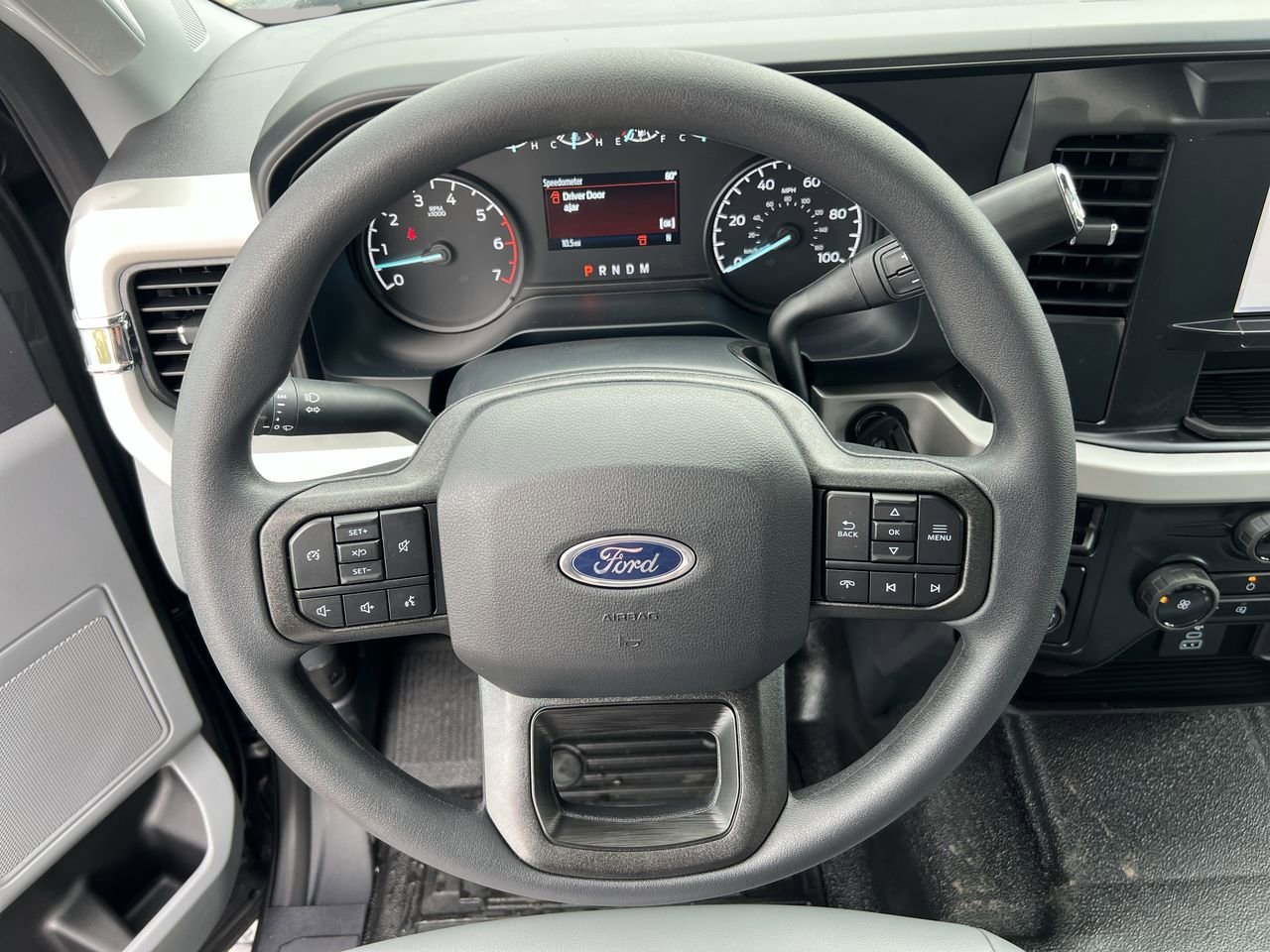 New 2026 Ford F250 XL w/ XL Chrome Package image 31