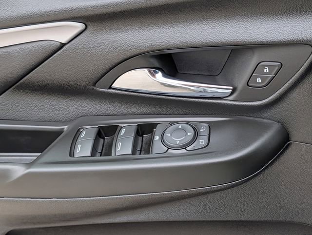 Used 2023 Chevrolet Bolt LT w/ Infotainment Package image 23
