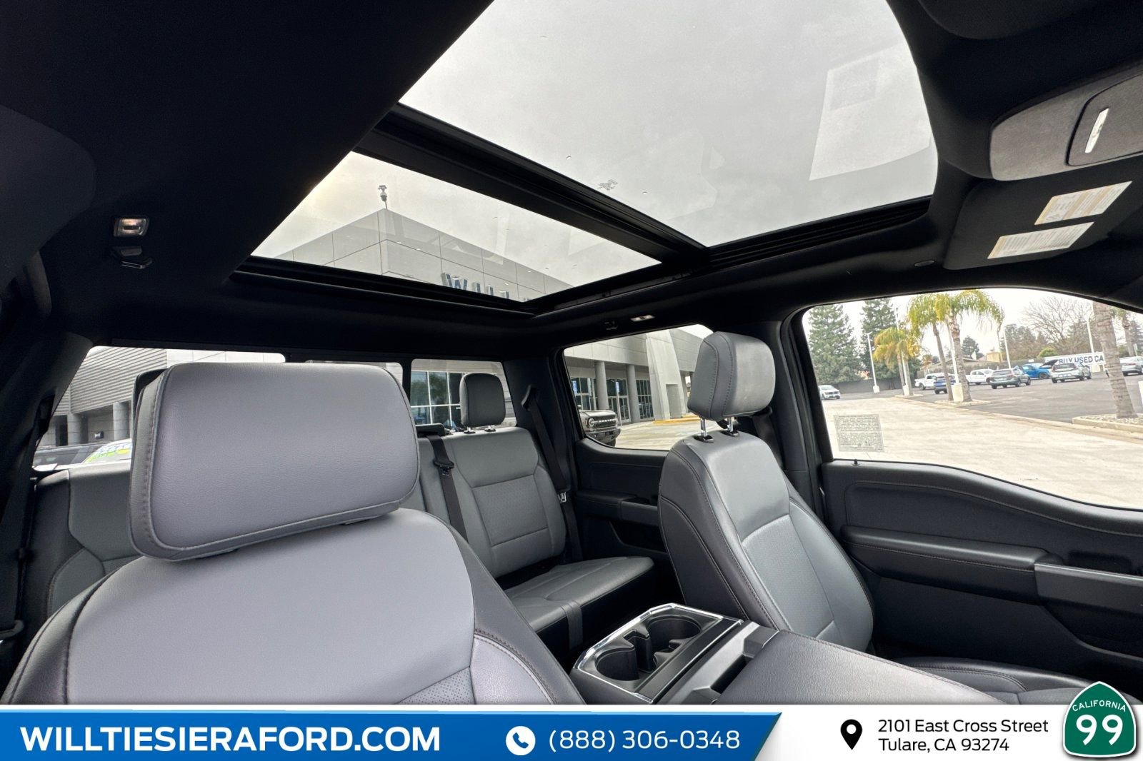 Used 2025 Ford F150 Lightning Lariat AWD/4WD image 18