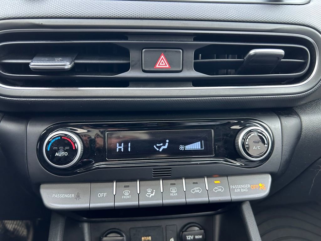 Used 2022 Hyundai Kona SEL w/ Convenience Package image 14