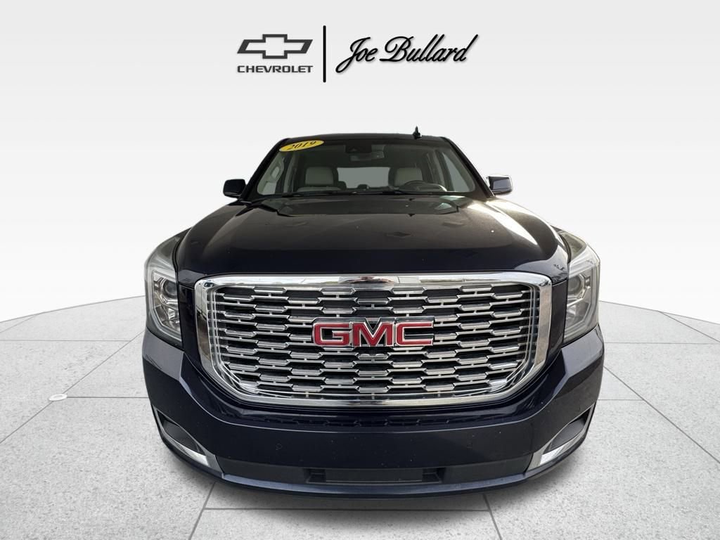 Used 2019 GMC Yukon Denali w/ Denali Ultimate Package image 3