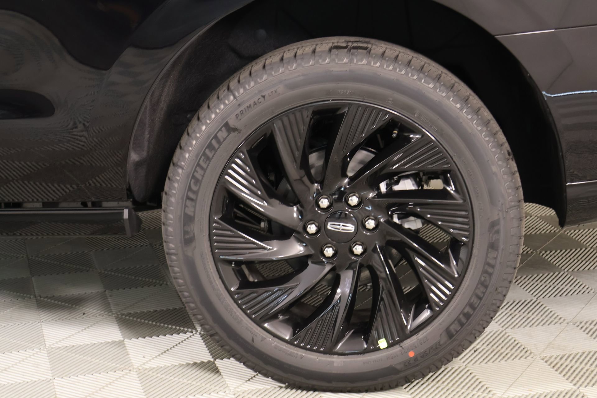 New 2026 Lincoln Navigator Reserve AWD/4WD image 21