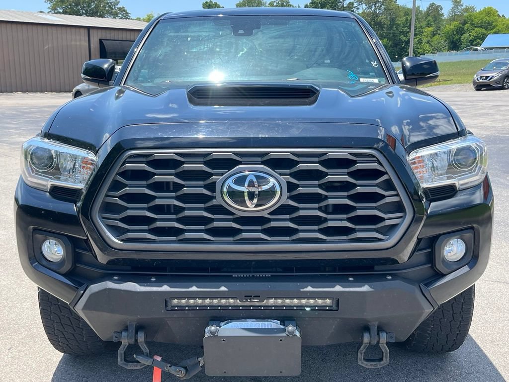 Used 2021 Toyota Tacoma TRD Sport AWD/4WD image 3
