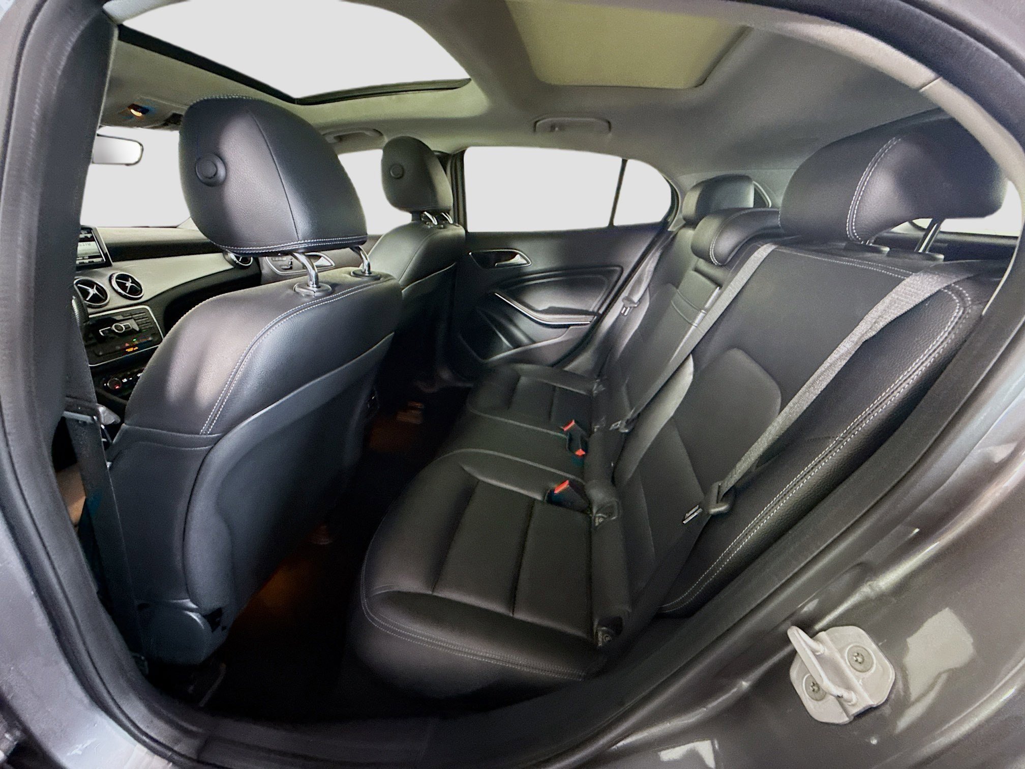 Used 2015 Mercedes-Benz GLA 250 image 25