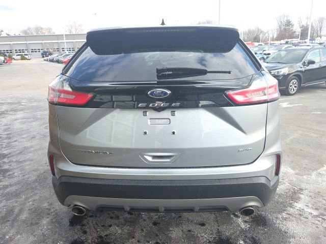 Used 2024 Ford Edge Titanium image 8