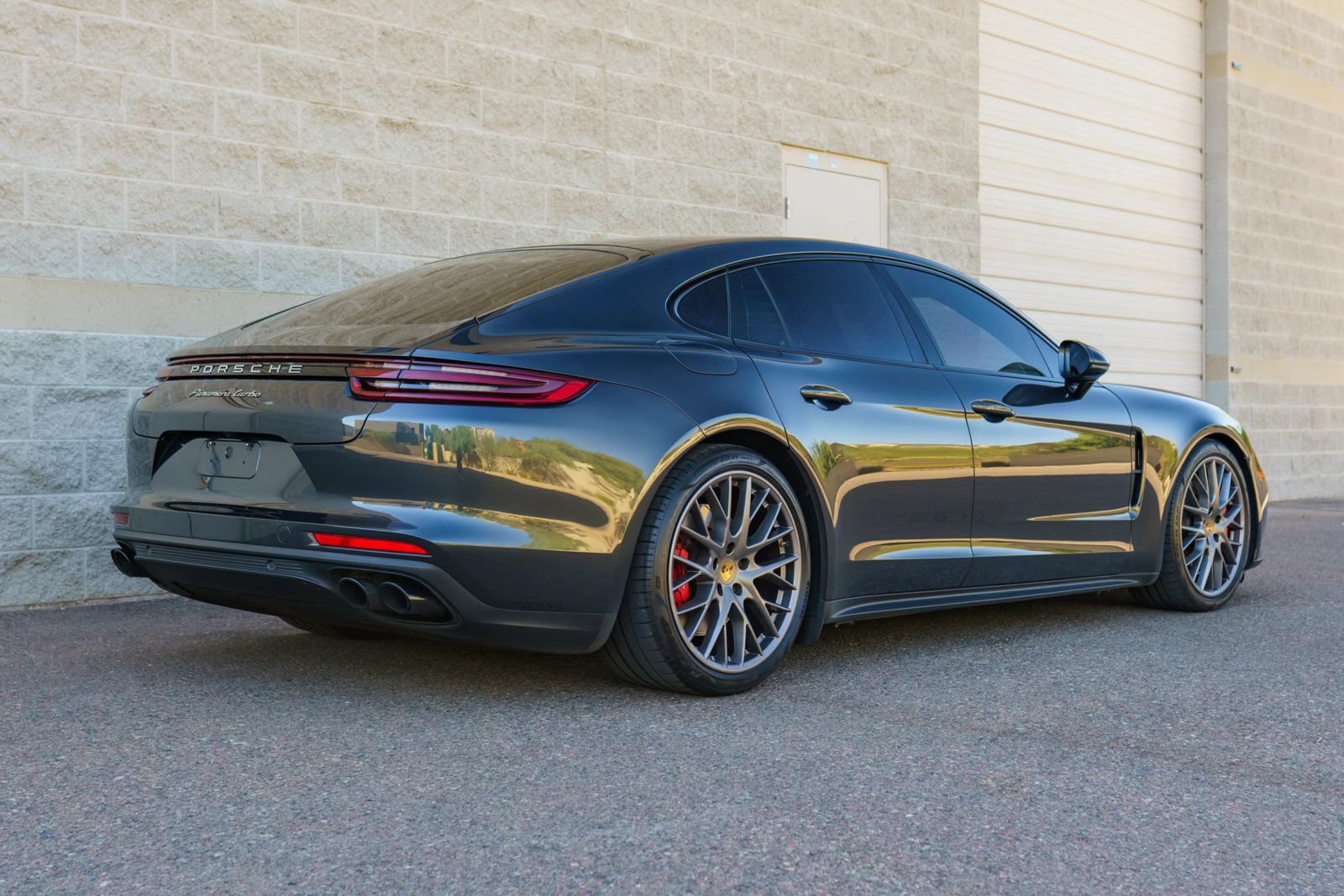 Used 2017 Porsche Panamera Turbo AWD/4WD image 4
