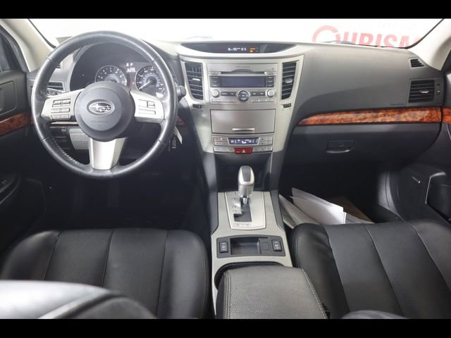 Used 2010 Subaru Outback 2.5i Limited image 13