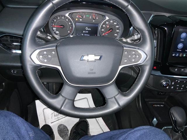 Used 2023 Chevrolet Traverse LT image 22