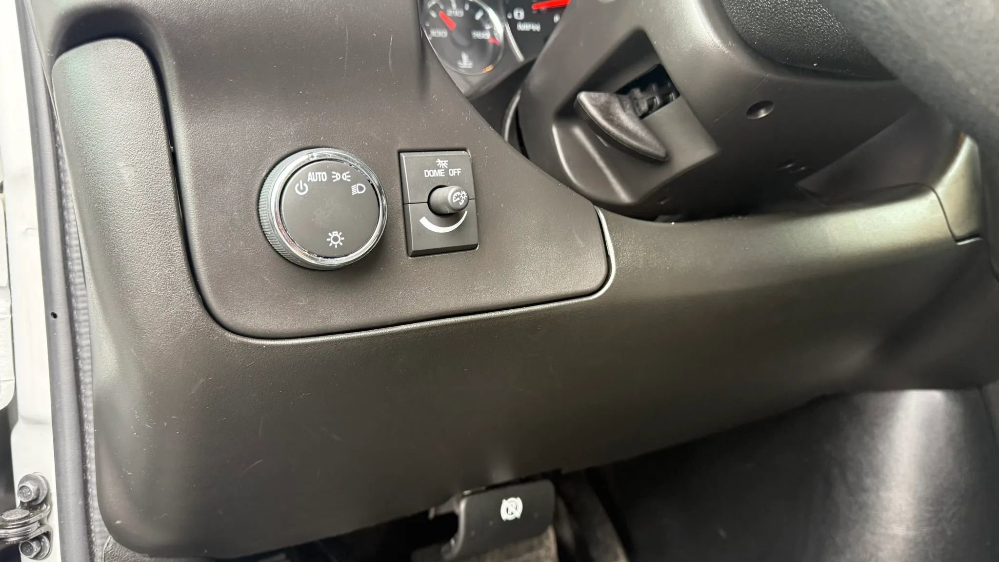 Used 2021 Chevrolet Express 2500 image 17