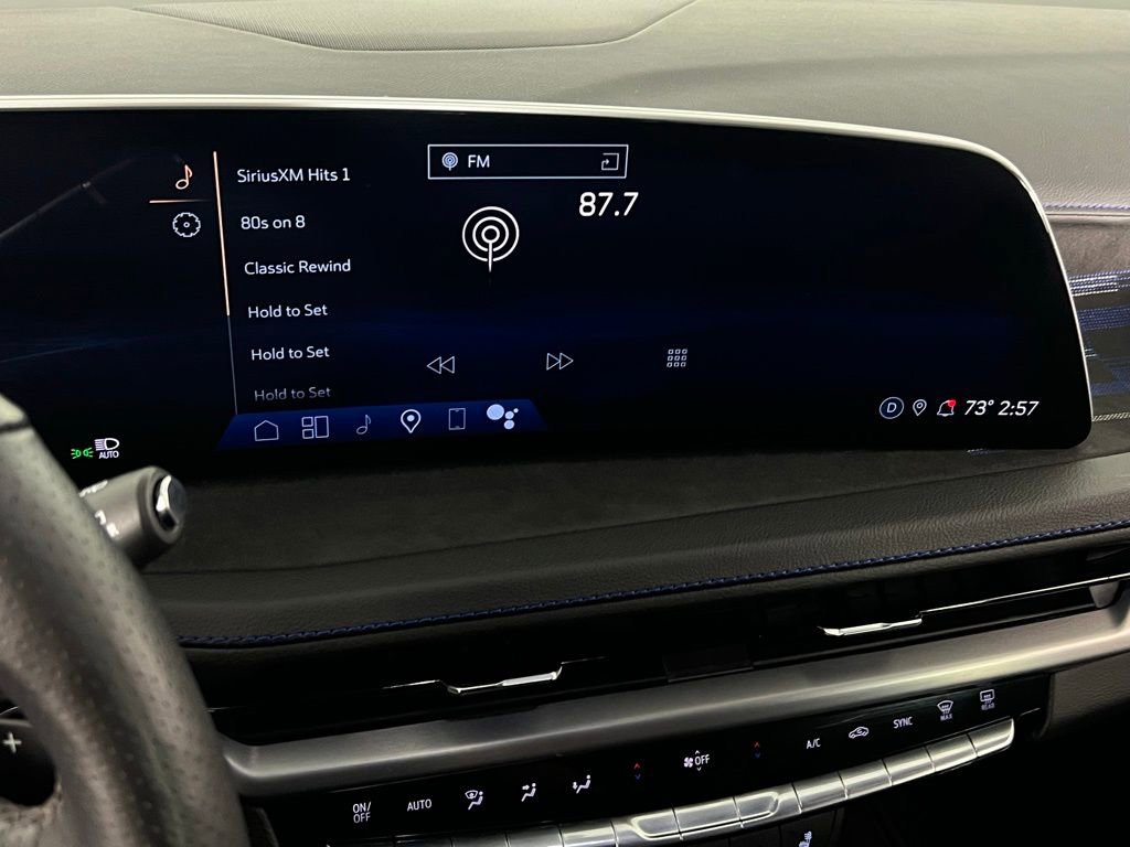 Used 2024 Cadillac XT4 Sport AWD/4WD image 19