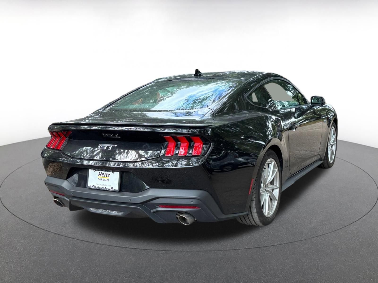 Used 2025 Ford Mustang GT Premium RWD image 7