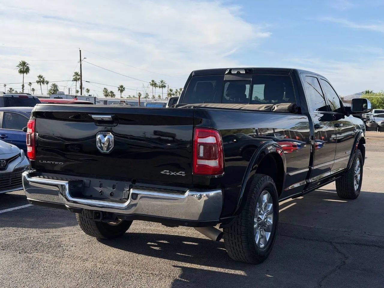 Used 2022 RAM 3500 Limited w/ Towing Technology Group AWD/4WD image 11