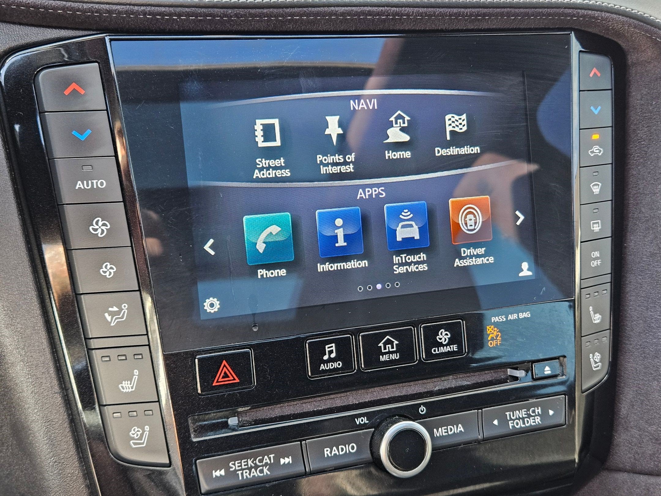 Used 2019 INFINITI QX50 Essential w/ Sensory Package AWD/4WD image 28