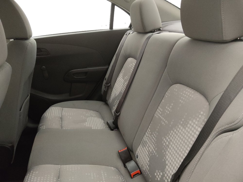 Used 2018 Chevrolet Sonic LS FWD image 18