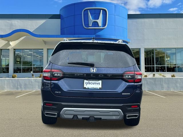 Used 2024 Honda Pilot Touring image 5