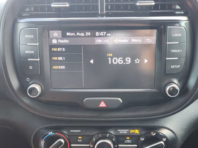 Used 2022 Kia Soul LX FWD image 5