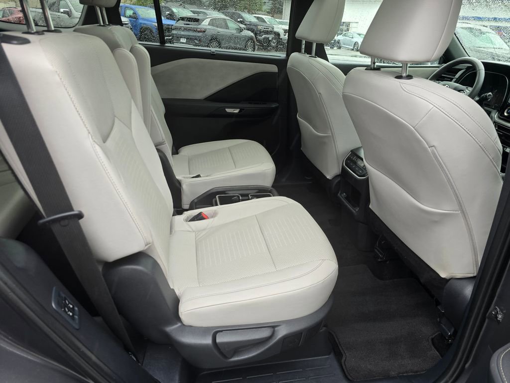 Used 2025 Lexus TX 350 AWD w/ Technology Package image 14