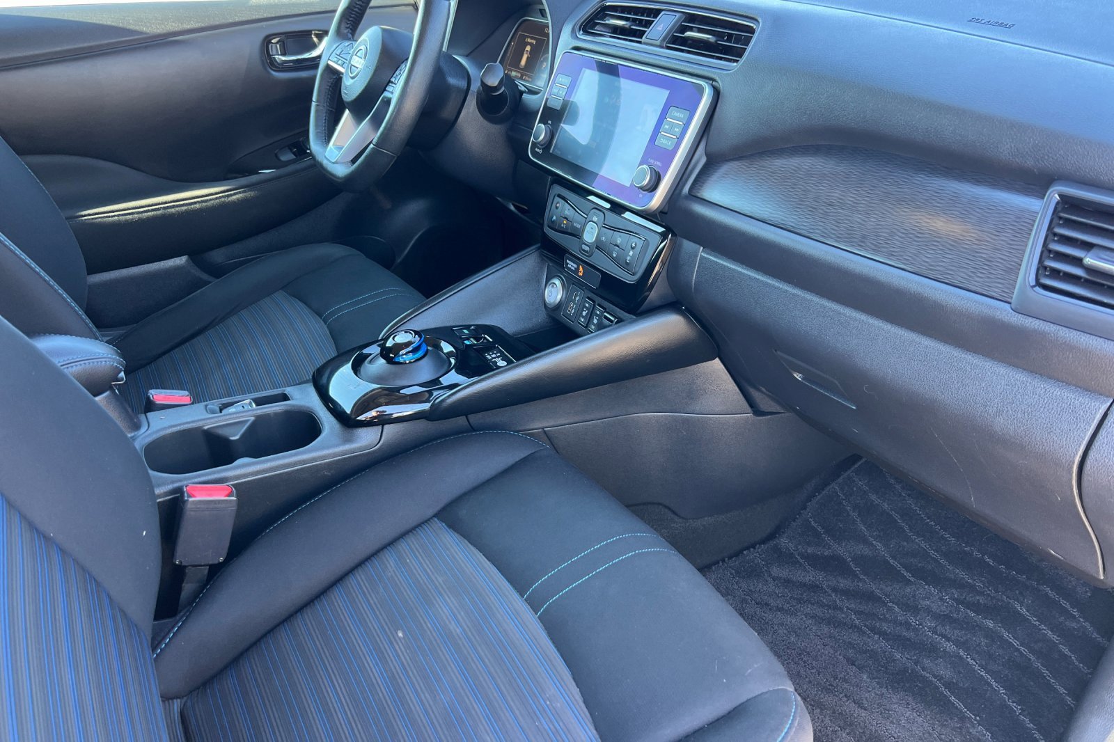 Used 2023 Nissan Leaf SV Plus image 17
