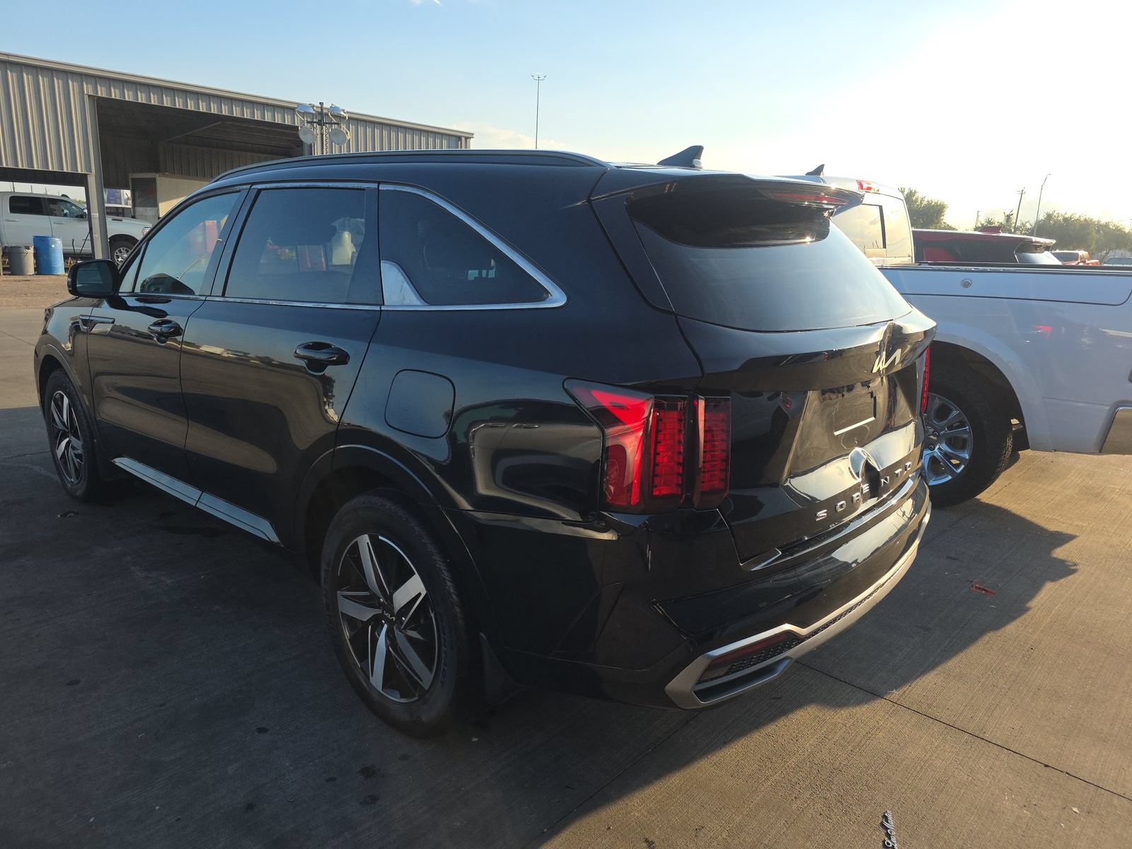 Used 2022 Kia Sorento S FWD image 7