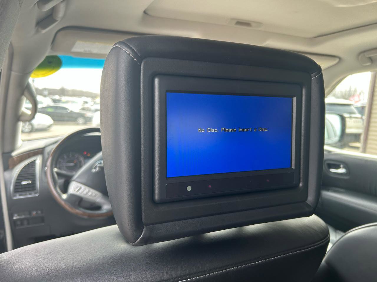 Used 2015 INFINITI QX80 4WD w/ Theater Package image 15