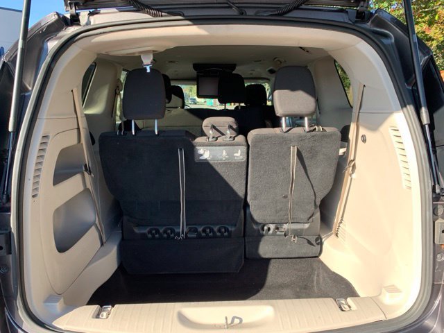 Used 2018 Chrysler Pacifica L FWD image 5