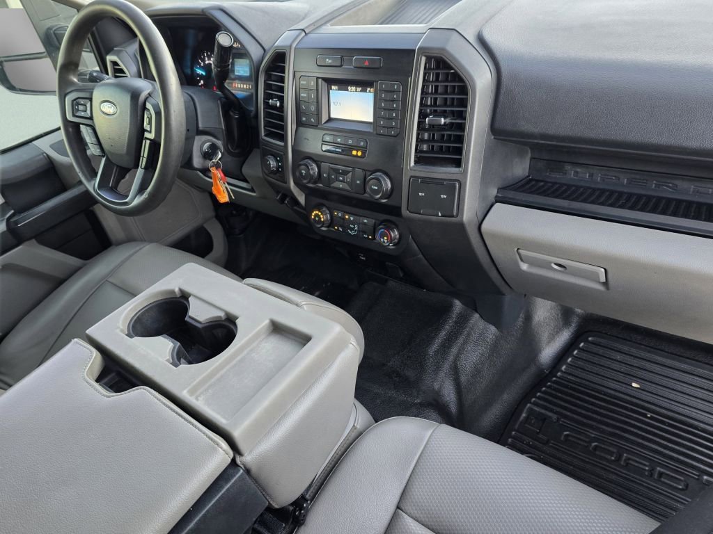 Used 2022 Ford F250 XL w/ Power Equipment Group image 34