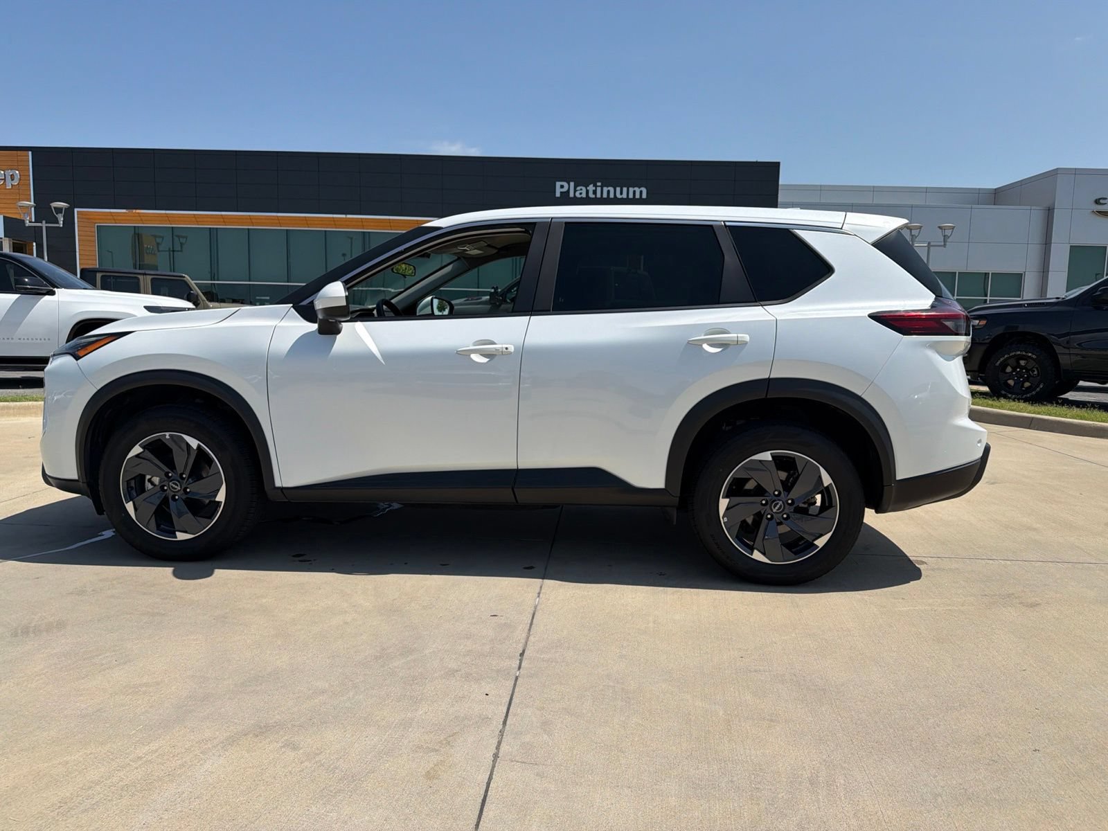 Used 2024 Nissan Rogue SV AWD/4WD video 2