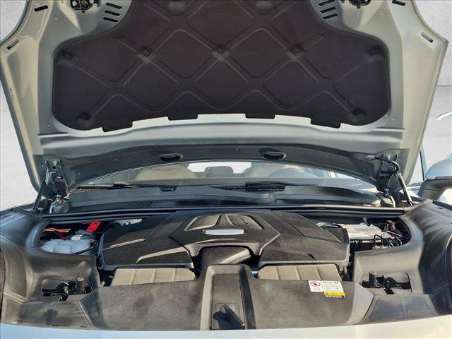 Used 2023 Porsche Cayenne AWD/4WD image 25