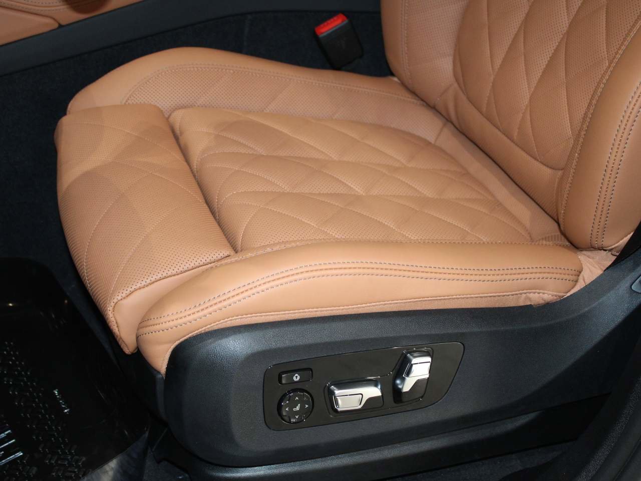 New 2026 BMW X6 xDrive40i image 14