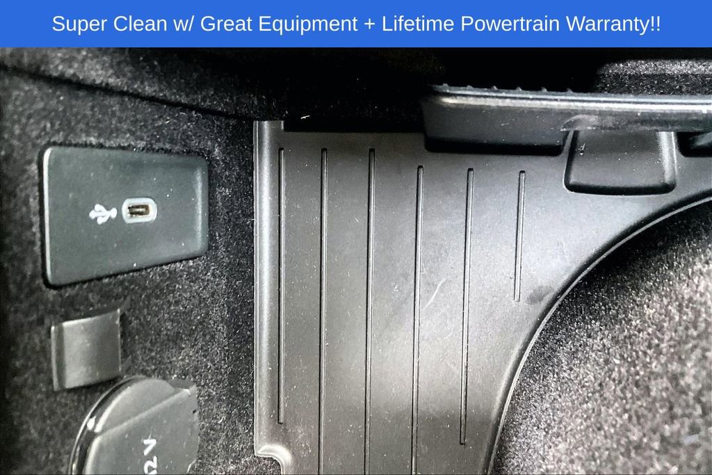 Used 2023 Porsche Panamera Platinum Edition image 33