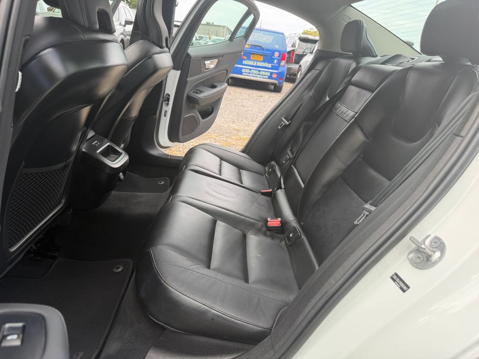 Used 2025 Volvo S60 B5 Core AWD/4WD image 25