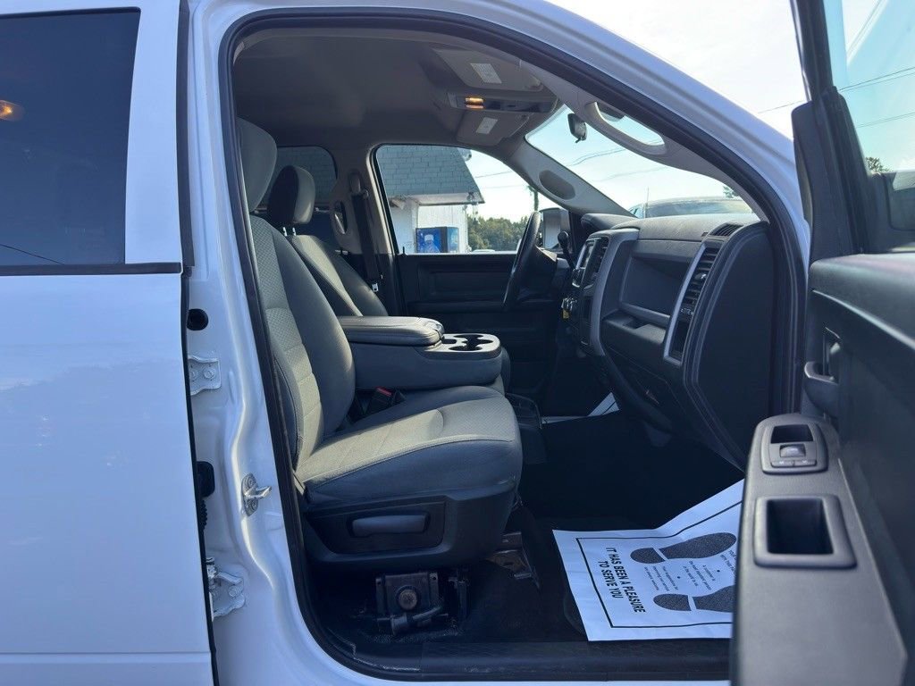 Used 2018 RAM 2500 Tradesman w/ Chrome Appearance Group image 22