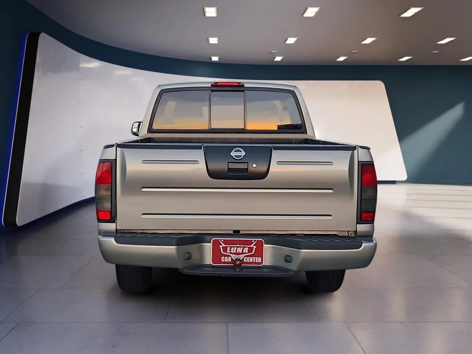 Used 2001 Nissan Frontier XE RWD image 4