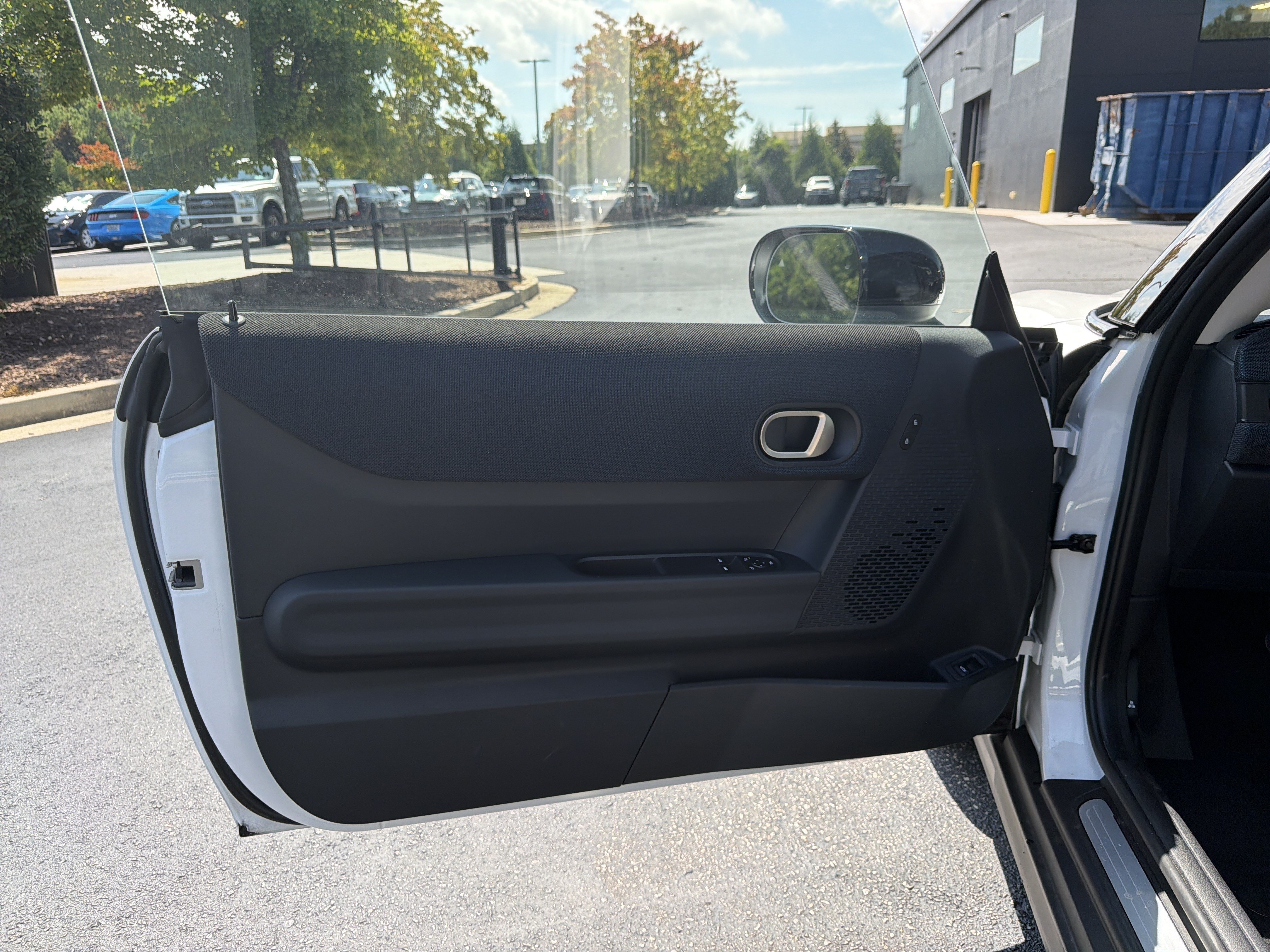 Certified 2026 MINI Cooper 2-Door Hardtop FWD image 24