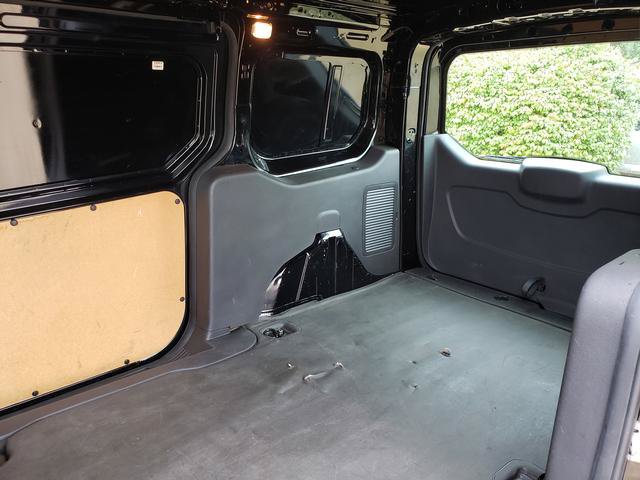 Used 2018 Ford Transit Connect XL FWD image 13