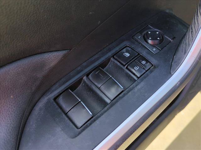 Used 2021 Toyota RAV4 XLE Premium FWD image 8
