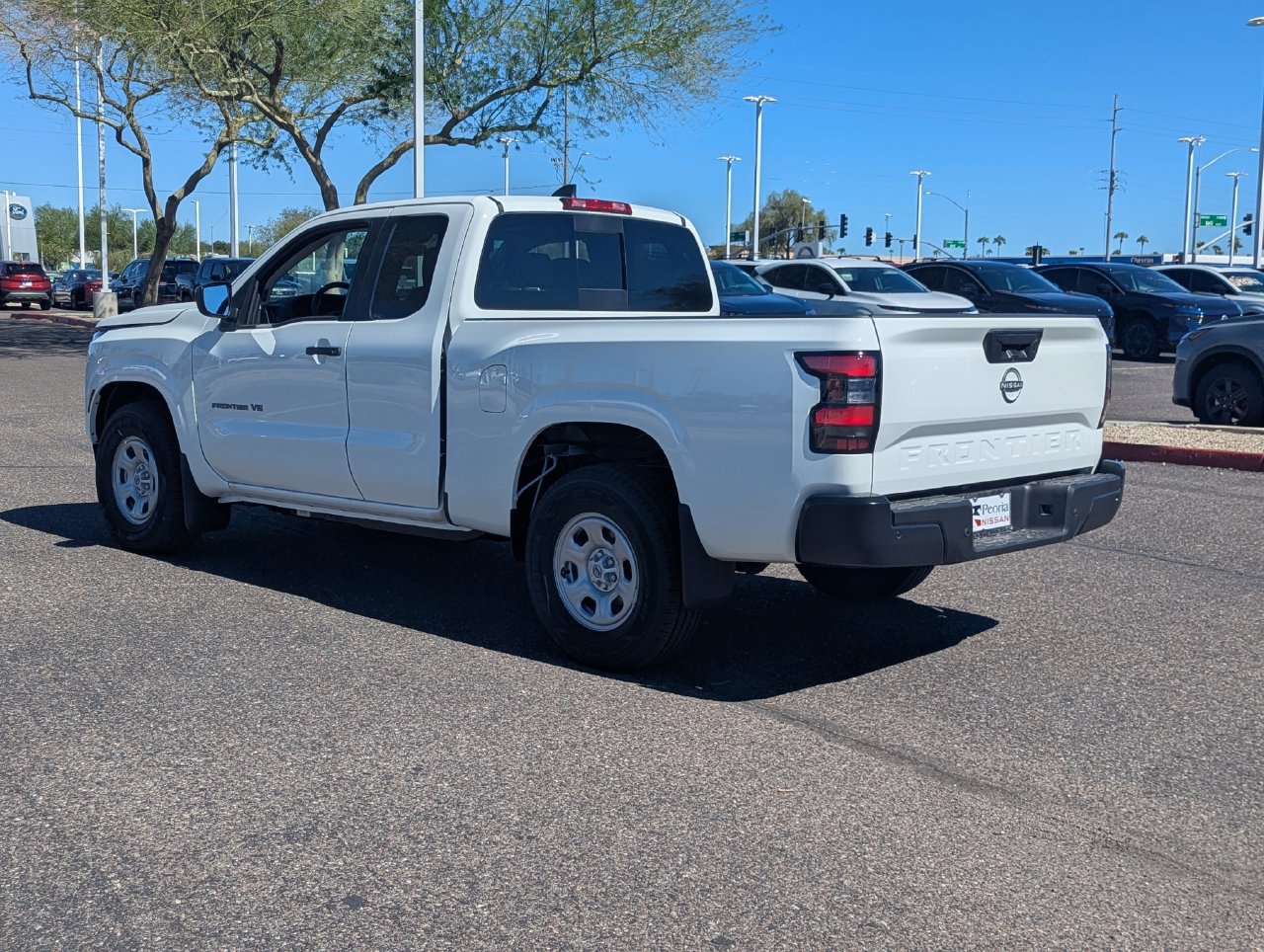New 2027 Nissan Frontier S RWD image 3