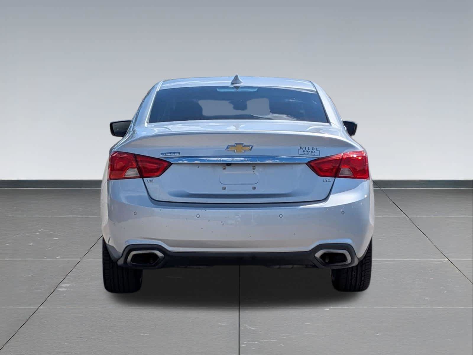Used 2016 Chevrolet Impala LTZ w/ Enhanced Convenience Package FWD image 4