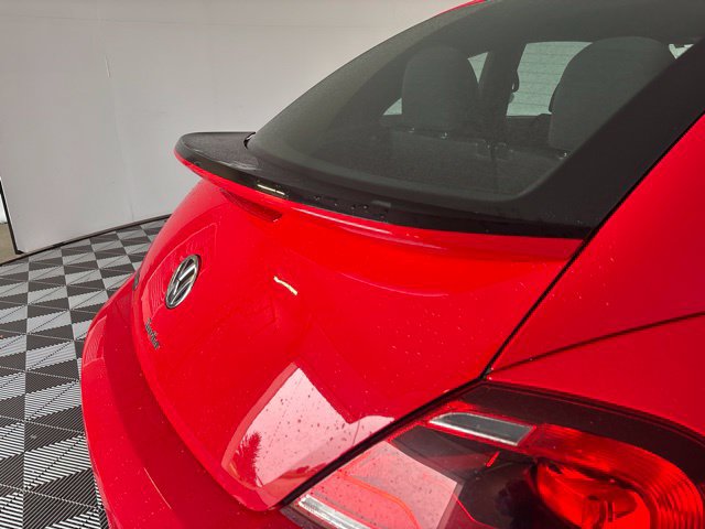Used 2018 Volkswagen Beetle 2.0T S FWD image 22