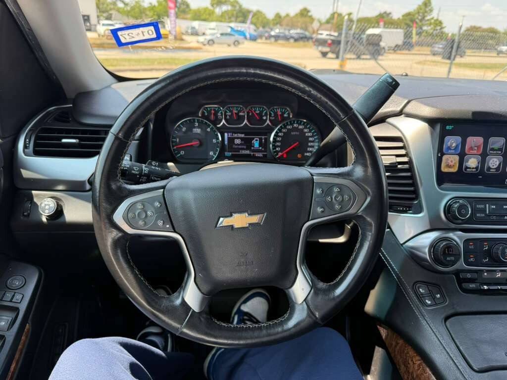 Used 2019 Chevrolet Suburban Premier RWD image 37
