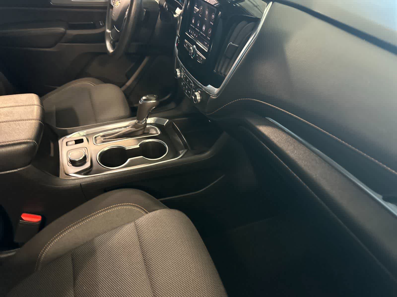 Used 2020 Chevrolet Traverse LS FWD image 18
