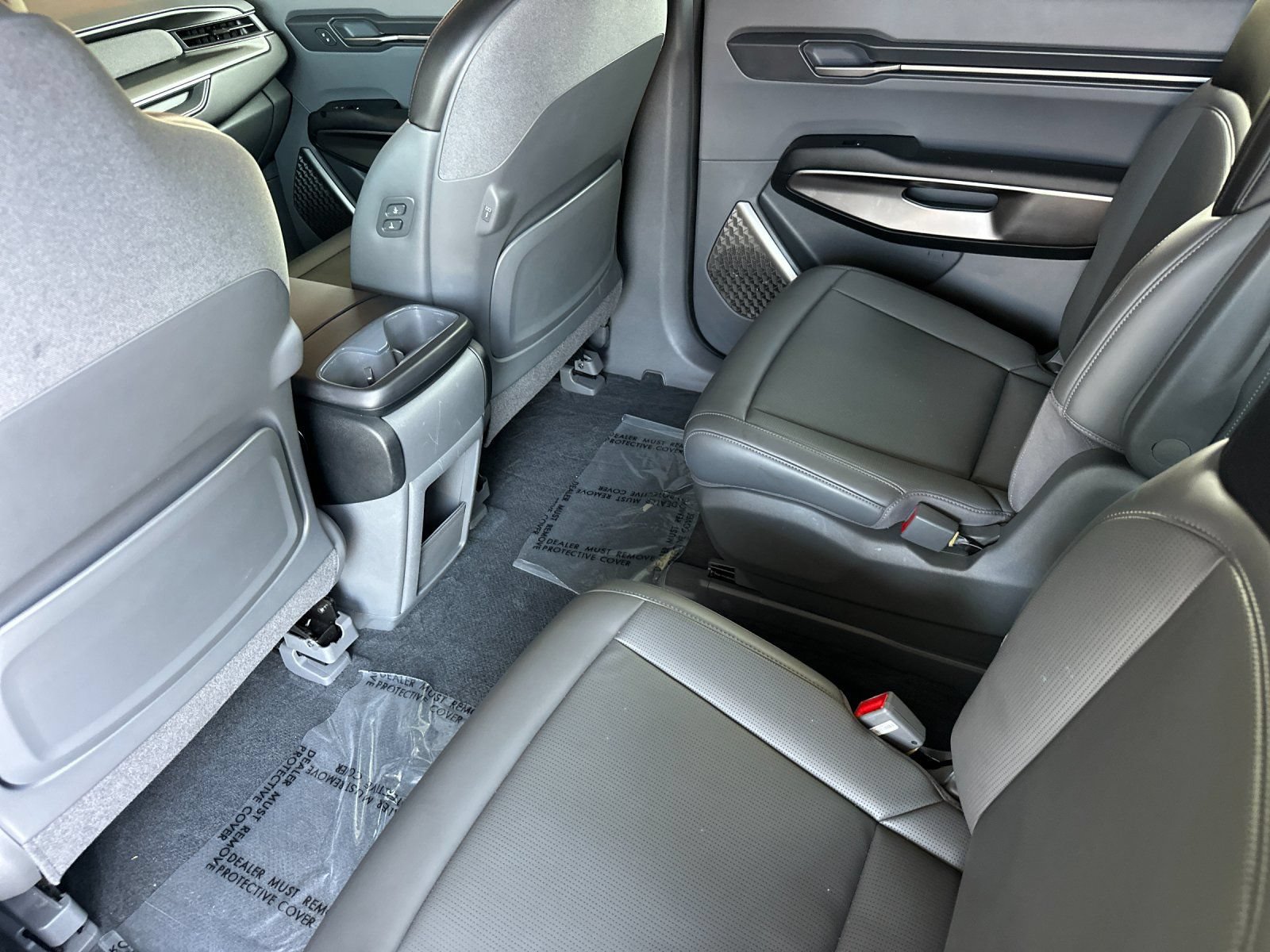 Certified 2024 Kia EV9 Light Long Range RWD image 16
