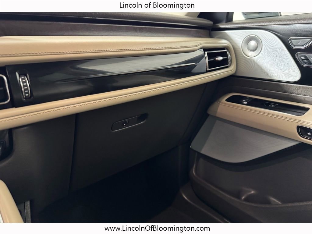 Used 2021 Lincoln Aviator Reserve w/ Equipment Group 202A image 47