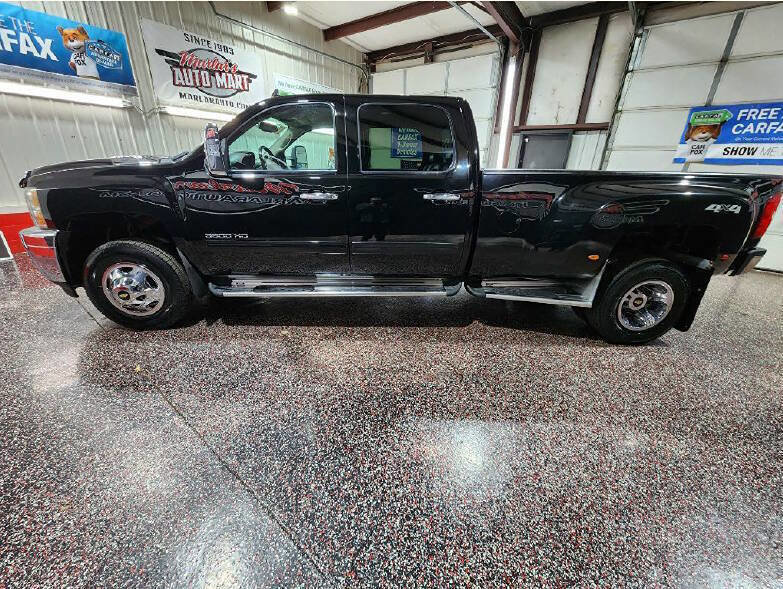 Used 2011 Chevrolet Silverado 3500 LTZ w/ Snow Plow Prep Package AWD/4WD image 4
