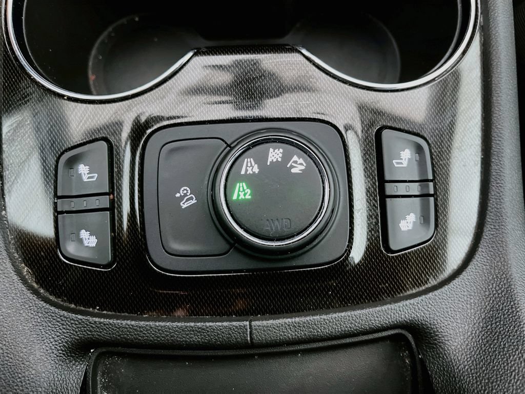Used 2020 GMC Acadia AT4 w/ LPO, Floor Liner Package AWD/4WD image 21