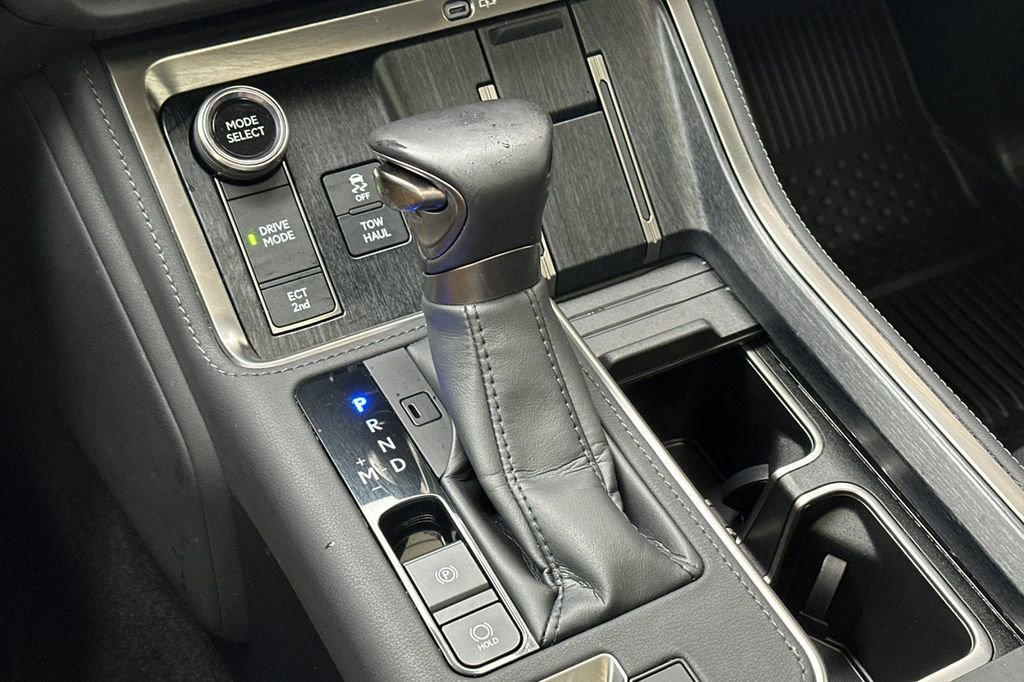 Used 2025 Lexus GX 550 w/ Cold Area Package image 23