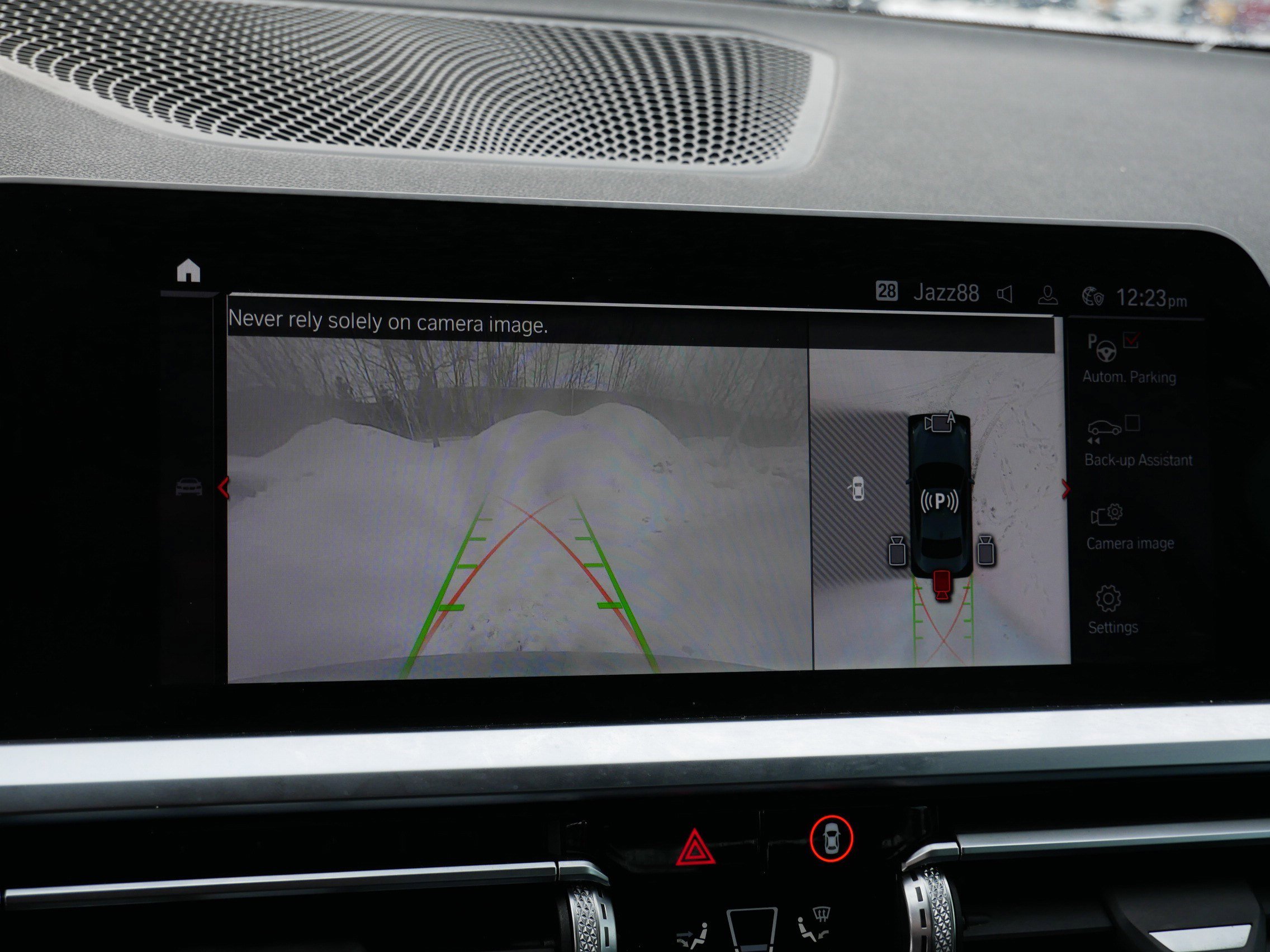 Used 2022 BMW 230i Coupe w/ Premium Package image 27