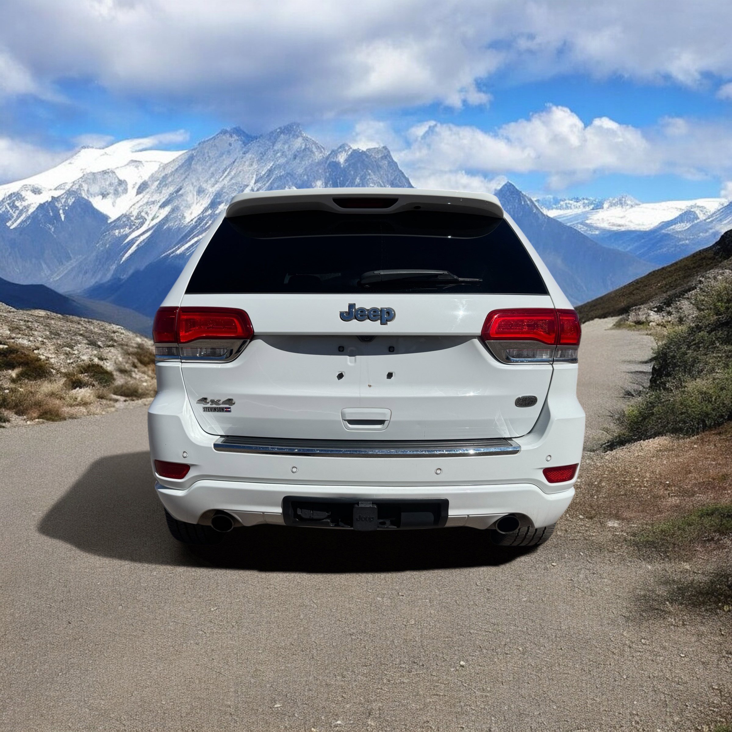 Used 2021 Jeep Grand Cherokee Overland image 4